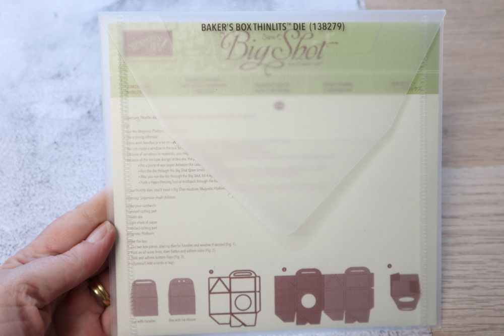 Stampin’ Up! Baker’s Box Thinlits Dies packaging with instructions and box template illustrations
